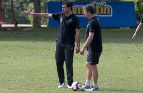 Carille e Walmir Cruz no último treino do Timão antes do jogo contra o Lara