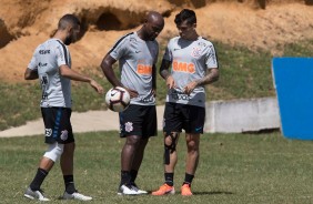 Clayson, Love e Fagner no ltimo treino do Corinthians antes do jogo contra o Deportivo Lara