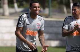 Gustavo e Ralf no último treino do Corinthians antes do duelo contra o Deportivo Lara