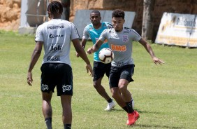 Júnior Urso, Marllon e companheiros no último treino na Venezuela para jogo contra o Lara