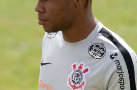 Matheus Jesus no último treino do Corinthians antes do jogo contra o Lara, pela Sul-Americana