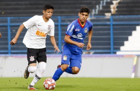 Adson no jogo contra o So Caetano, pelo Campeonato Paulista Sub-20