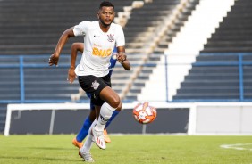 Atacante Nathan em partida contra o São Caetano, pelo Campeonato Paulista