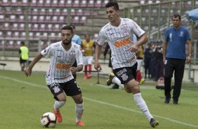 Clayson e Avelar no jogo contra o Deportivo Lara, pela Sul-Americana