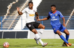 Nathan no jogo contra o So Caetano, pelo Campeonato Paulista Sub-20