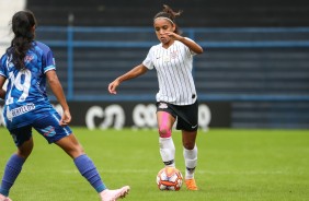 Suellen no jogo contra o Taubaté, pelo Campeonato Paulista Feminino