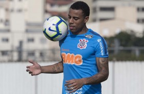 Atacante Gustavo no primeiro treino preparatório para jogo contra o Flamengo