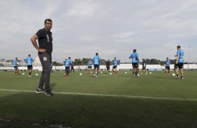 Carille comanda o primeiro treino em preparao para jogo contra o Flamengo