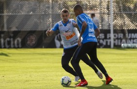Carlos Augusto e João Victor treinam pela última vez antes do jogo contra o Flamengo