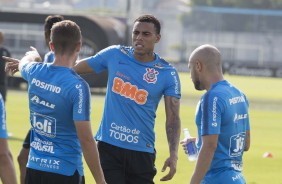 Gustavo, Régis e companheiros durante treino para jogo contra o Flamengo