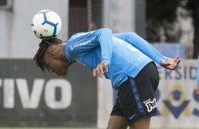 Mateus Jesus no treino deste domingo no CT Joaquim Grava