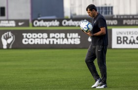 Treinador Fábio Carille no último treino antes do jogo contra o Flamengo
