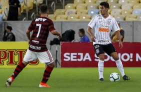 Avelar durante jogo contra o Flamengo, pela Copa do Brasil