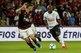 Love no duelo contra o Flamengo, pela Copa do Brasil