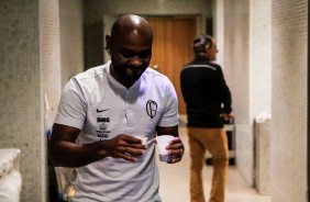 Love no vestiário antes do jogo contra o Flamengo, pela Copa do Brasil
