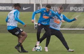 Matheus, Boselli e Carlos no primeiro treino aps eliminao para o Flamengo, pela Copa do Brasil