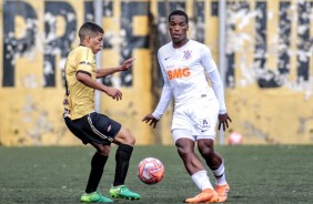 Xavier no jogo contra o São Bernardo pelo Paulistão Sub-20