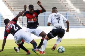 Corinthians vence Vitória por 1 a 0 e garante vaga no Brasileiro Sub-17