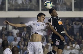 Gustagol durante jogo contra o Santos, pelo Campeonato Brasileiro 2019