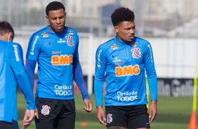 Jogadores do Corinthians treinam nesta segunda-feira