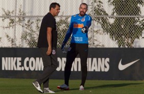 Jogadores do Corinthians treinam nesta tera-feira