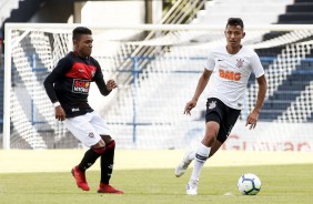 Timão vence Vitória e garante vaga nas quartas do Brasileirão Sub-17