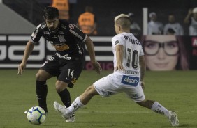 Zagueiro Bruno Mndez durante jogo contra o Santos, pelo Campeonato Brasileiro 2019