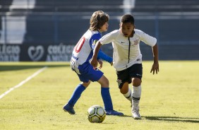 Corinthians enfrenta o Nacional pelo campeonato paulista sub-11