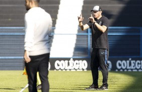 Corinthians enfrenta o Nacional pelo campeonato paulista sub-11