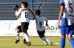 Corinthians enfrenta o Nacional pelo campeonato paulista sub-11