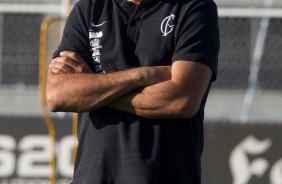 Carille comandou treinos na manhã e tarde de hoje no CT Joaquim Grava