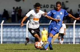 Timão Sub-17 durante empate contra o São Caetano, pelo Paulista da categoria