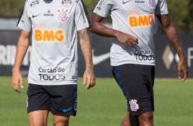 Clayson e Ren Jnior no treinamento em dois perodos no CT Joaquim Grava