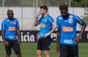 Love, Boselli e Renê Júnior continuam treinando no CT Joaquim Grava