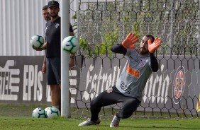 Walter no treino desta terça-feira no CT Joaquim Grava