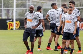 Elenco no treinamento desta quarta-feira no CT