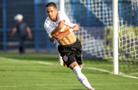 Madson tambm marcou gol contra o Vitria, pelo Brasileiro Sub-20