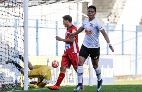 Sandoval foi o destaque da goleada contra o Taboão da Serra, pelo Paulista Sub-20
