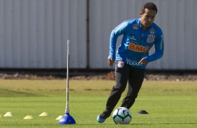 Jadson durante treino que prepara o time para amistoso contra o Londrina