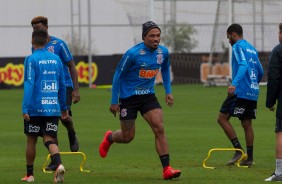 Jnior Urso durante treino que prepara a equipe do Corinthians para amistoso contra o Londrina