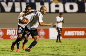 Rgis marcou gol durante amistoso entre Vila Nova e Corinthians