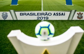 Bola do jogo contra o CSA, na Arena Corinthians, pelo Brasileirão