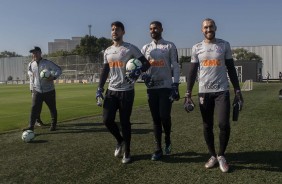 Jogadores do Corinthians treinam nesta sexta-feira