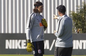 Jogadores do Corinthians treinam nesta sexta-feira