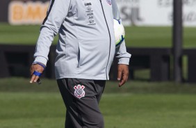 Jogadores do Corinthians treinam nesta sexta-feira