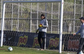 Jogadores do Corinthians treinam nesta sexta-feira