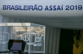 VAR no jogo contra o CSA, pelo Campeonato Brasileiro, na Arena Corinthians