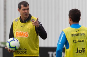 Carille e Jadson no treino desta quarta-feira, no CT Joaquim Grava