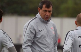 Fbio Carille durante jogo-treino contra o Juventus, no CT Joaquim Grava