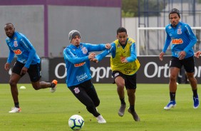 Fagner, Everaldo e Urso no treino desta quarta-feira, no CT Joaquim Grava